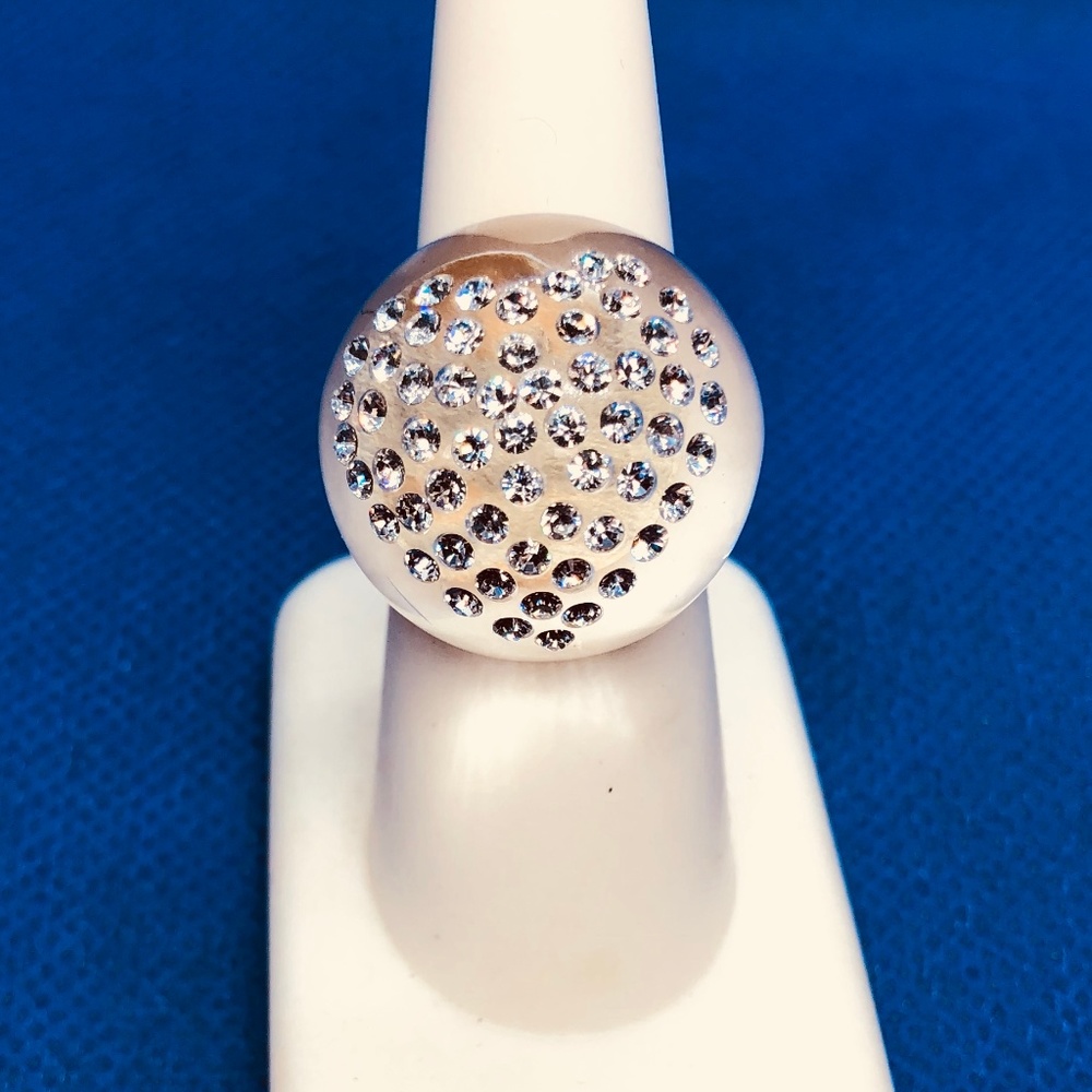 Fun and flirty heart cocktail ring